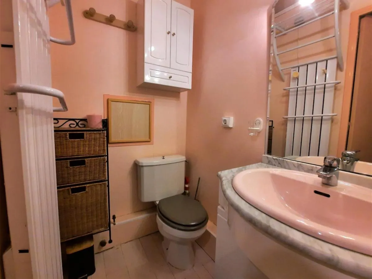 סן-מרטין-דה-בלוויל Studio Pour 2 Personnes Avec Balcon Sud Face Au Jardin Esf, Proche Des Pistes Et Remontees Mecaniques - Fr-1-452-269 דירה